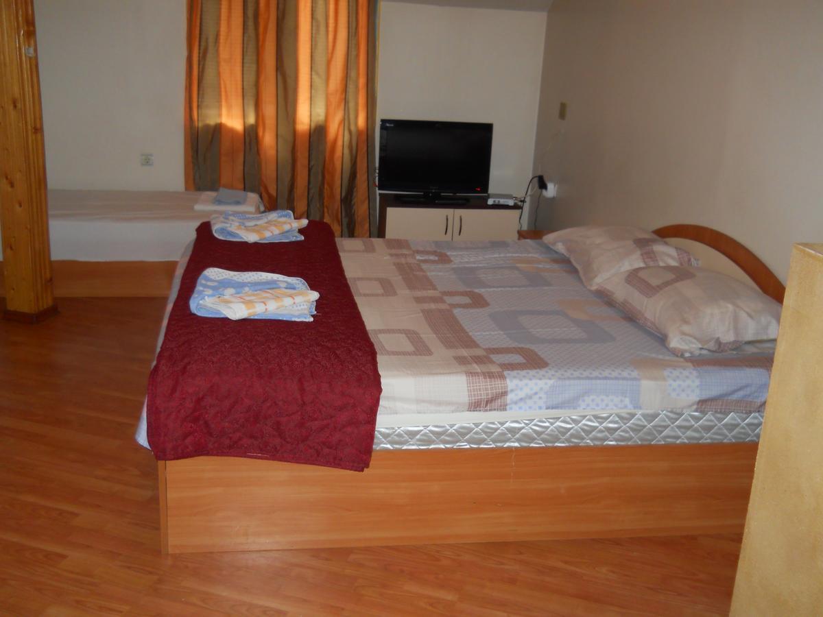 Hotel Orient Blagoevgrad Exteriör bild