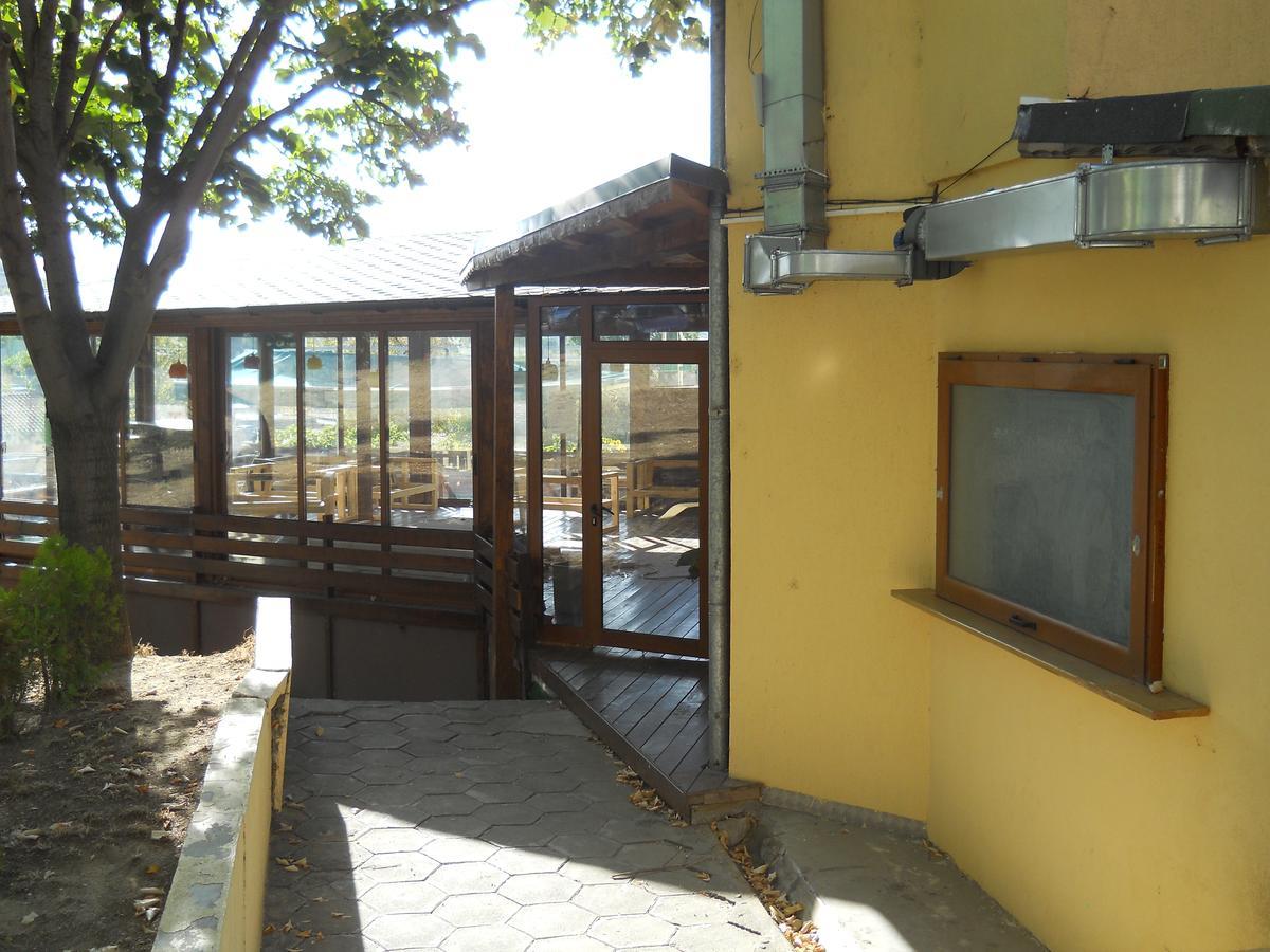 Hotel Orient Blagoevgrad Exteriör bild