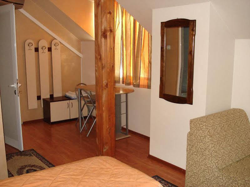 Hotel Orient Blagoevgrad Exteriör bild