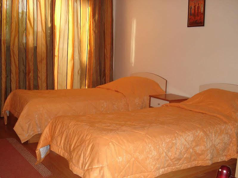Hotel Orient Blagoevgrad Exteriör bild