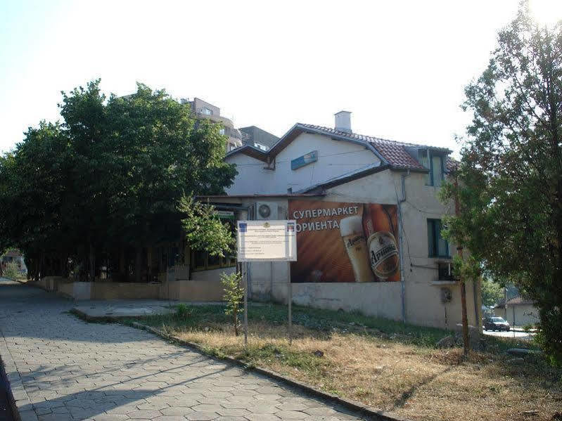 Hotel Orient Blagoevgrad Exteriör bild